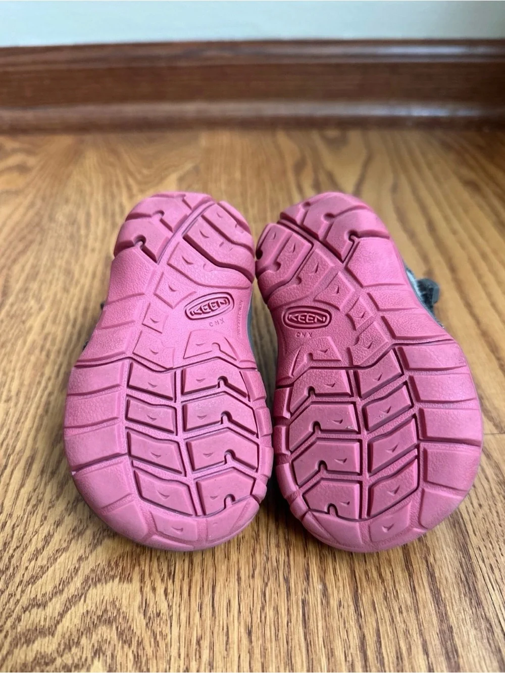 Keen girls seacamp